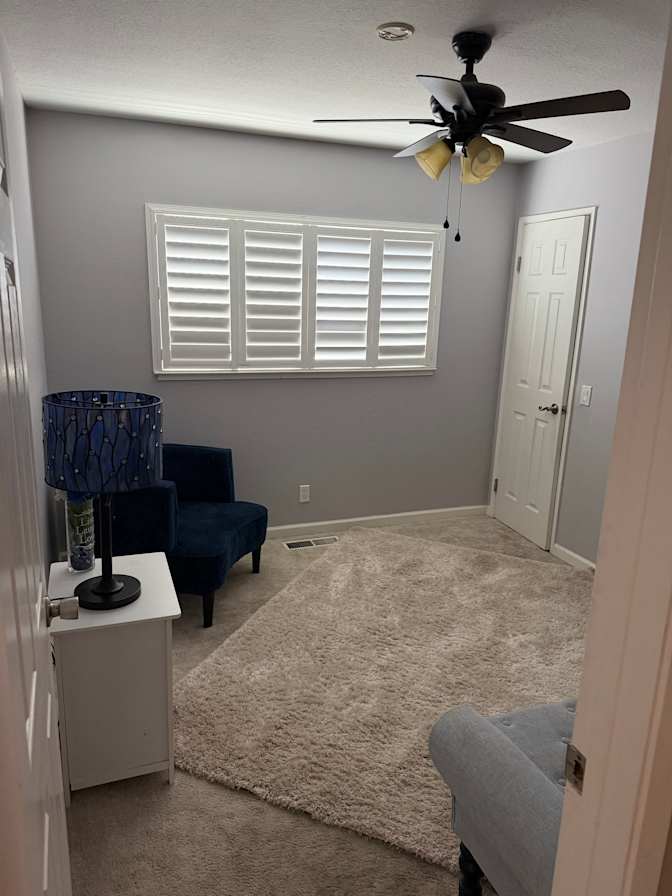 christina J Johnson's room