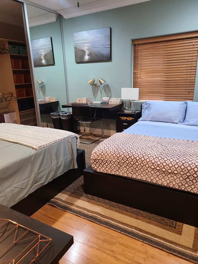 Gwen's room