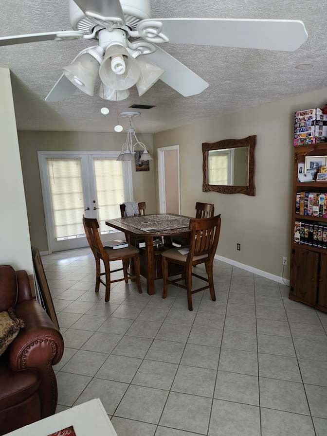 Bob's room