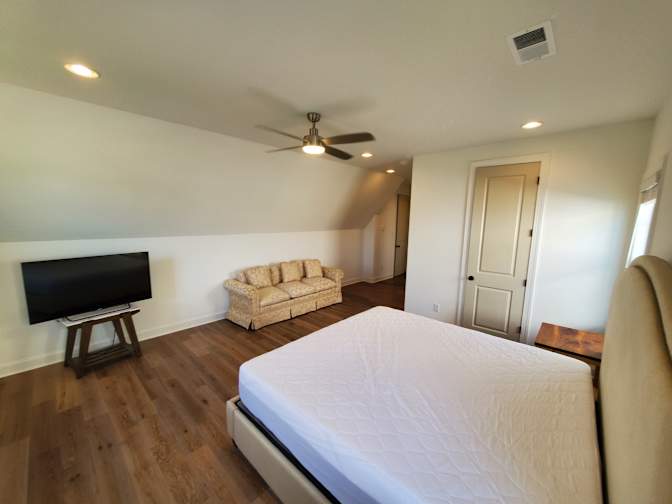 Taylor's room