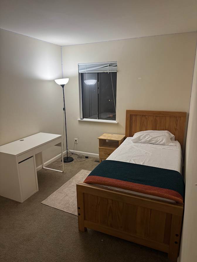 Luna Diaz's room