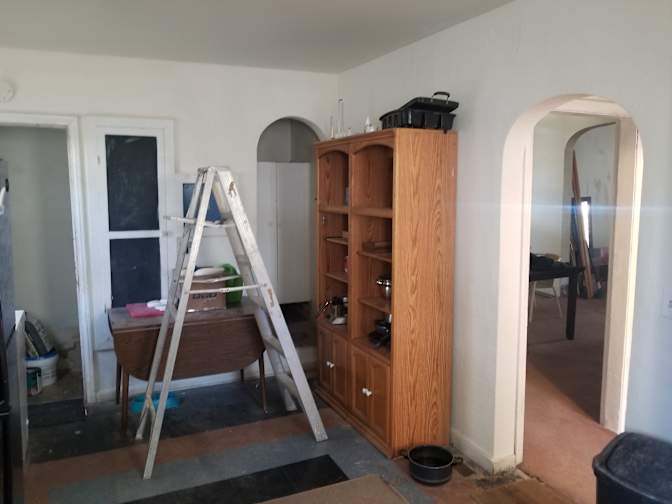 David S LeMontree's room