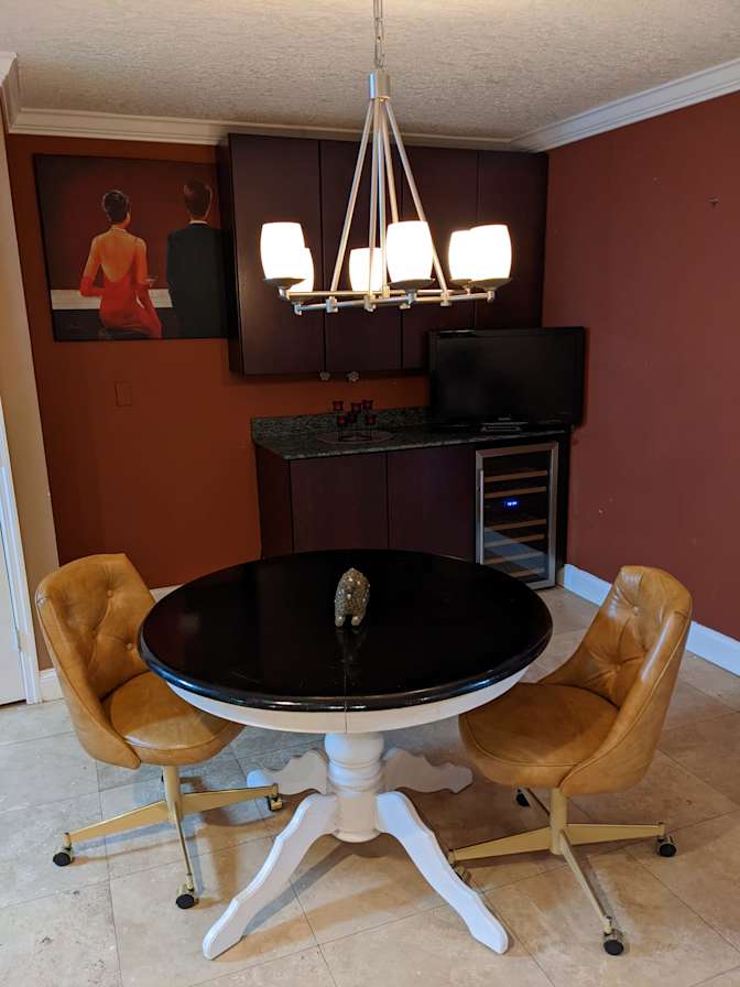 Hansen's room