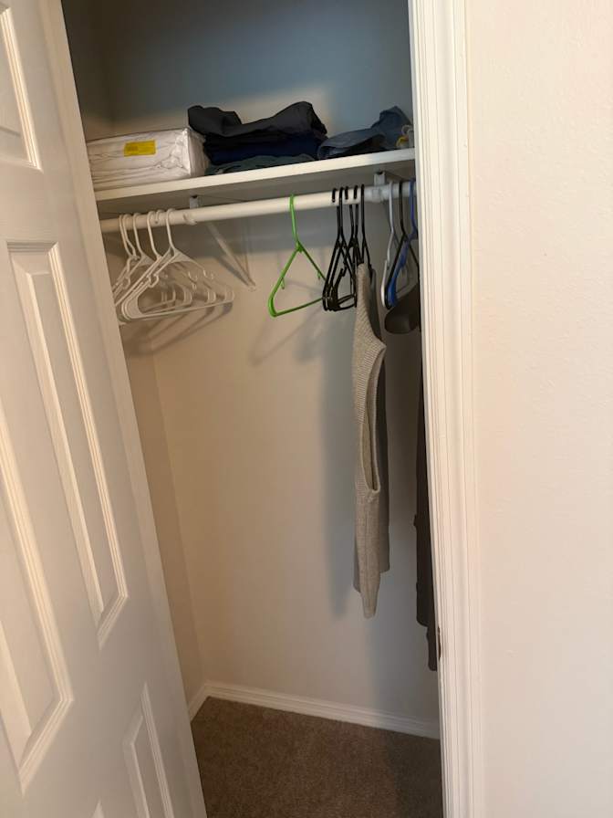 JOWELLS's room