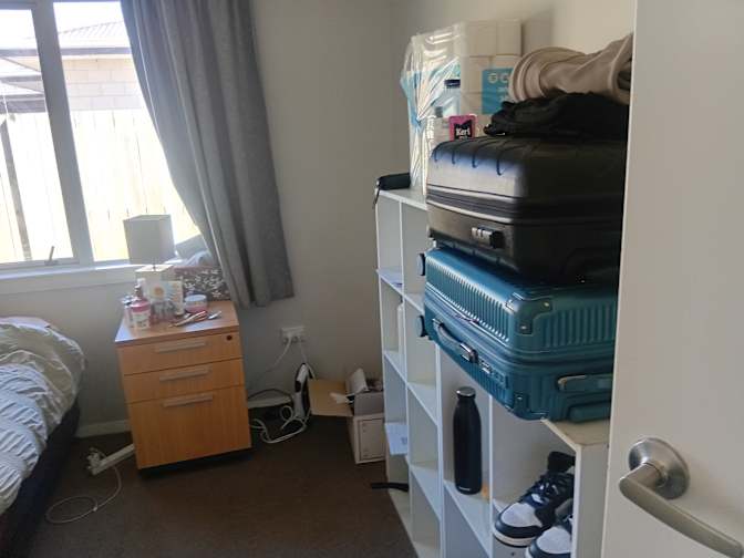 Cheyne road pyes Pa's room