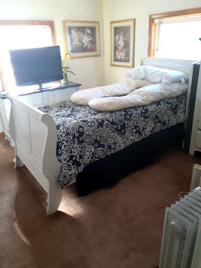 JT Tree's room