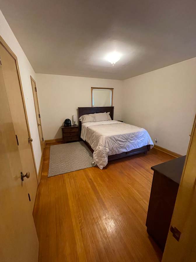 Jon's room