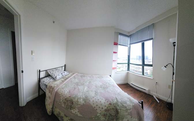 MELODY ZAFARALLA's room