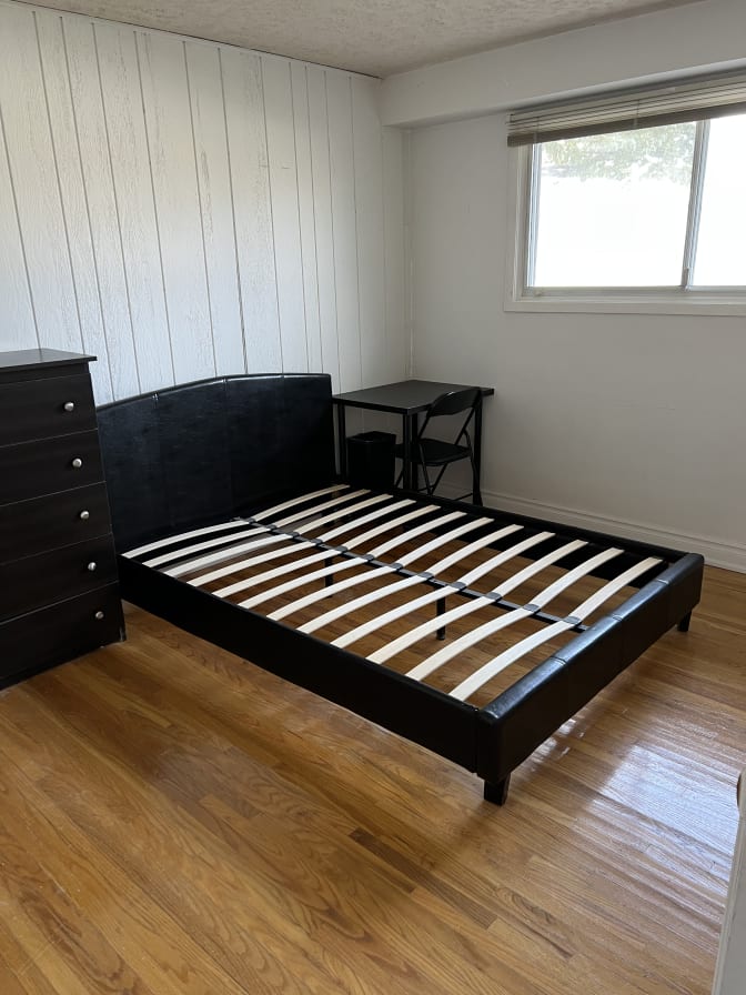 Allan's room