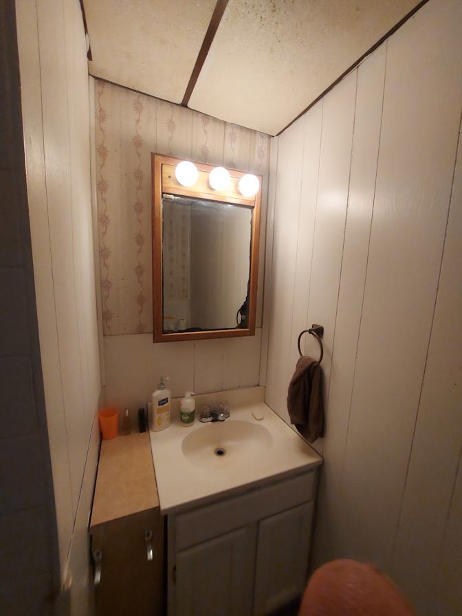 George Matwijec's room