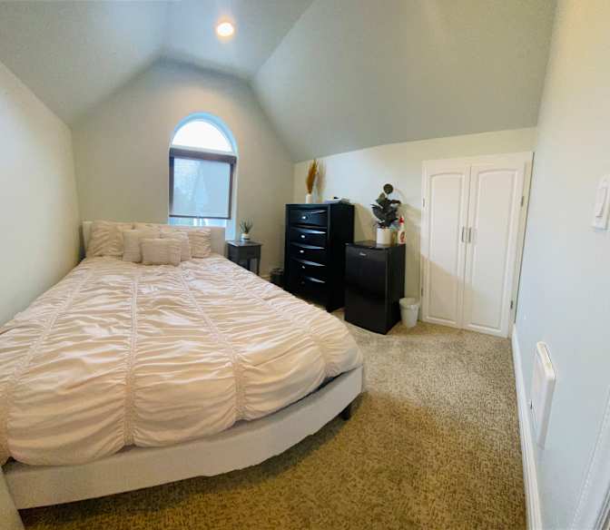 GiGi's room