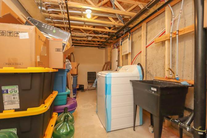 Rent In Ottawa Property Management Inc's room
