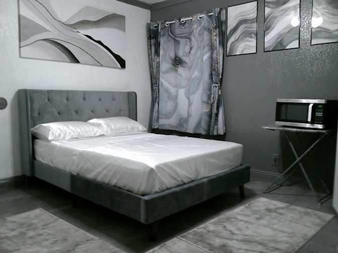Charles pointer's room