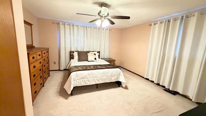 Renan's room