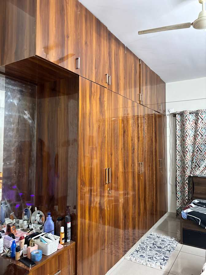Allu vineetha's room