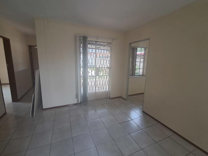 BTW Connect Properties's room