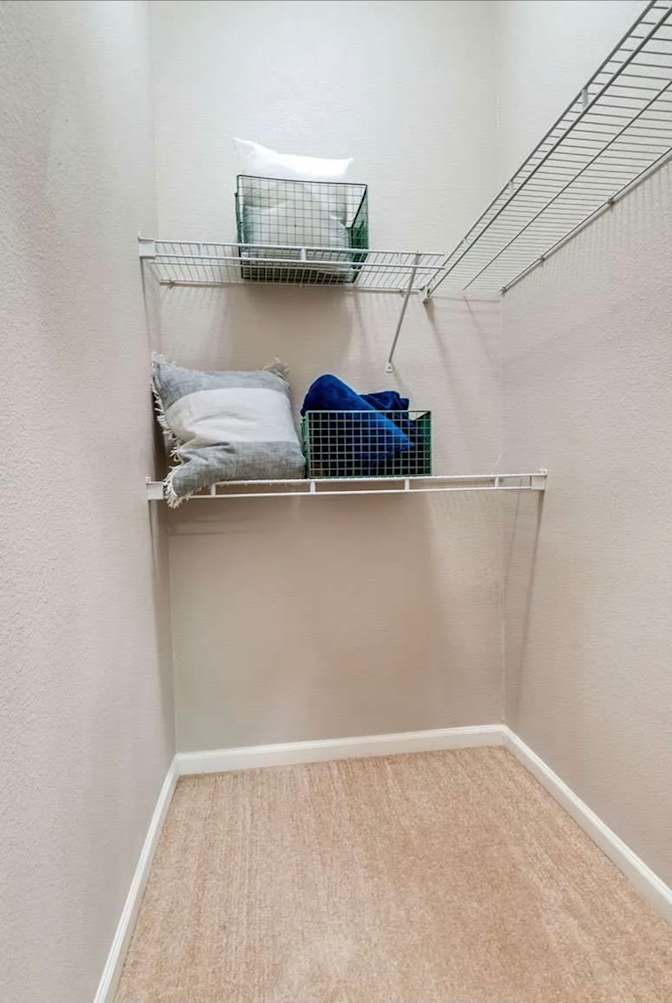 Abanoub's room