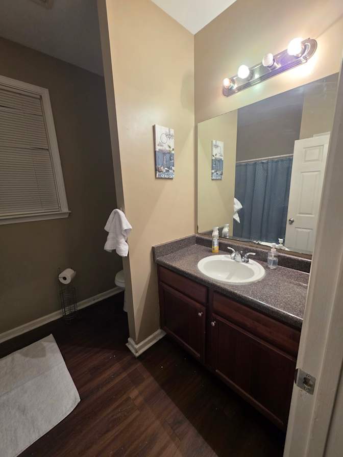 CL&C Property Management and Consulting's room