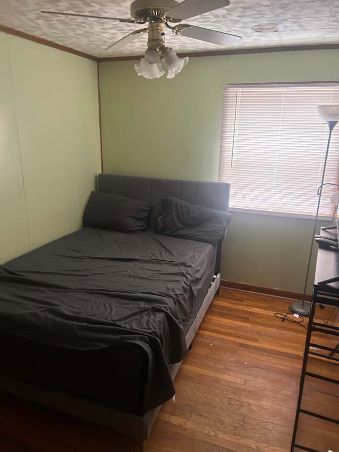 Kevin wrighten's room