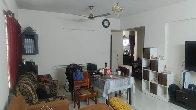 Roshan's room