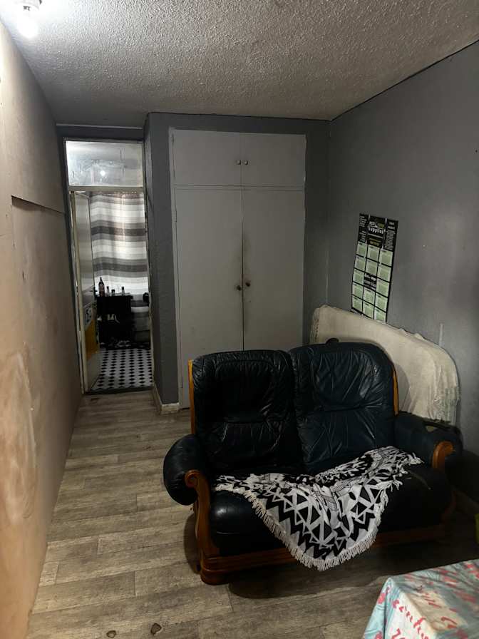 Bheki mthabela's room