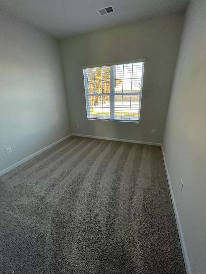 Alcove Rooms's room