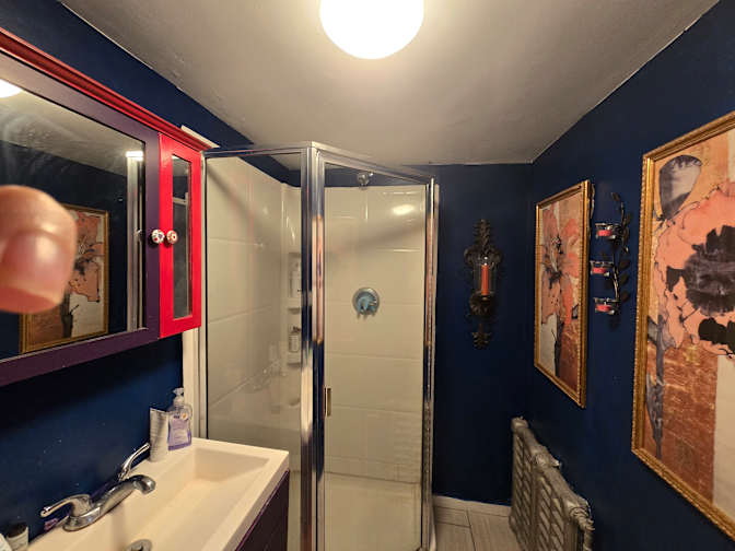 Simon's room