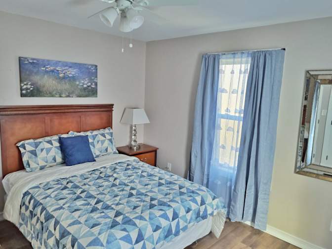 Phyllis's room