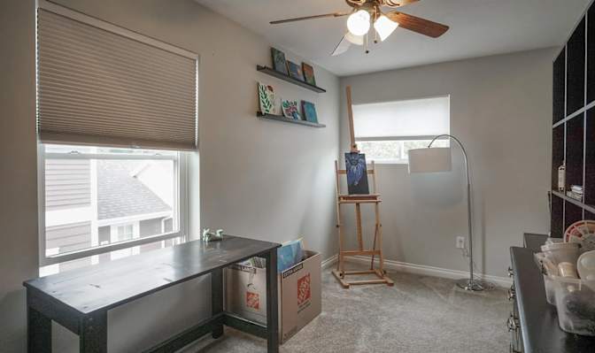 Steven Larsen's room