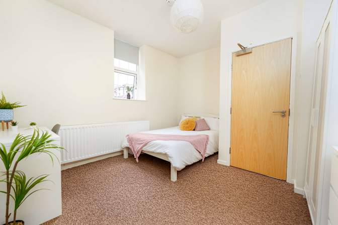 Home Accommodation's room