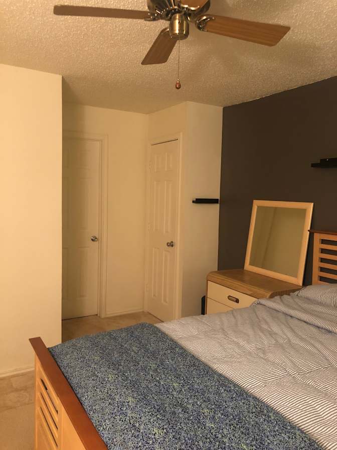 Sara's room