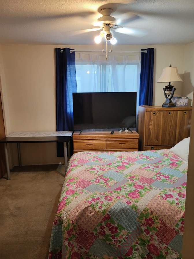 West Edmonton - Photo 2