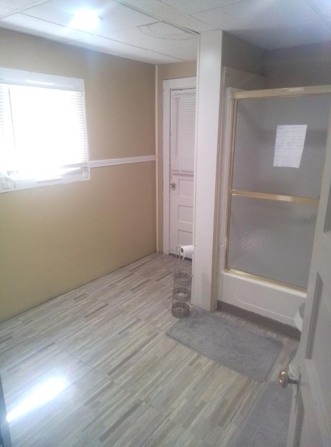 MJ place's room