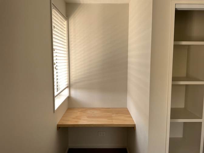 Jo's room