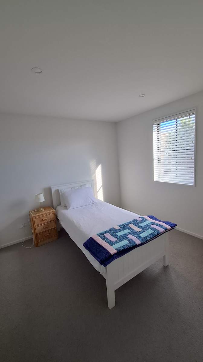 Jen's room