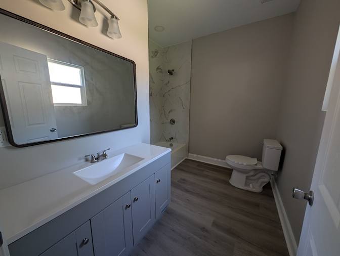 Alcove Rooms's room