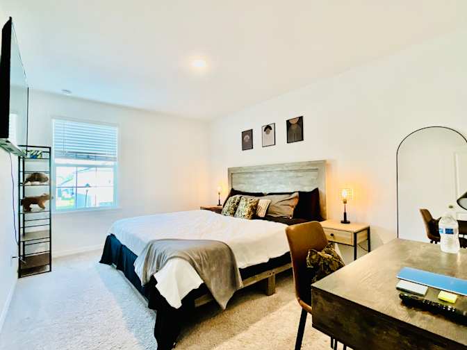 Gene's room