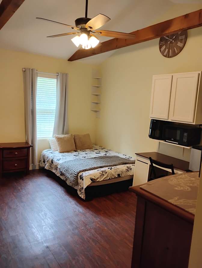 Jo's room
