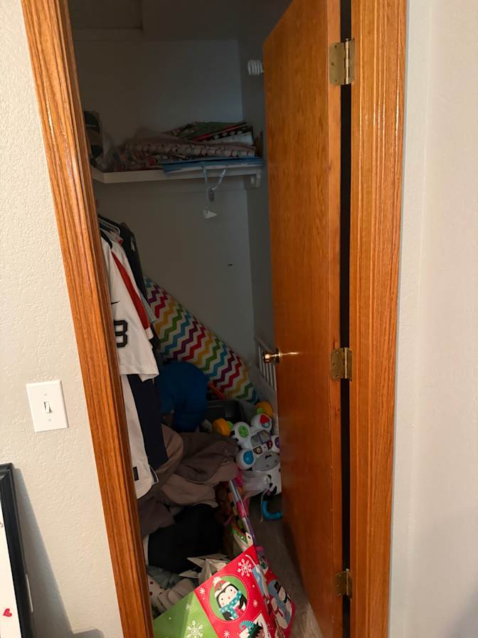 Dennis's room