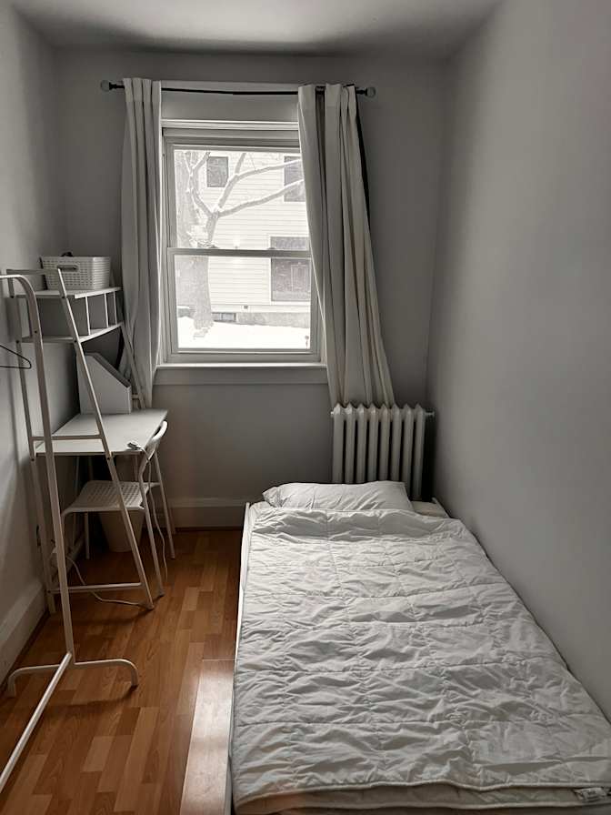 Hannah Burkhardt's room