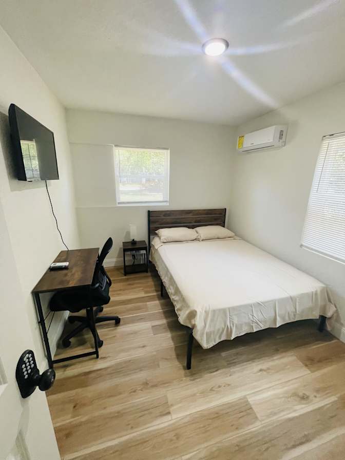 PadSplit's room
