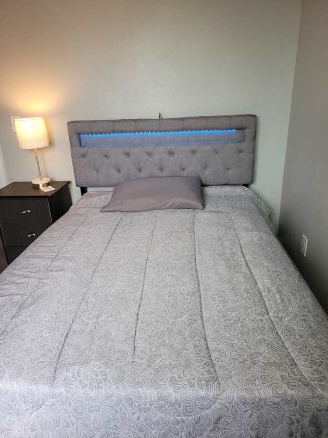 Mjay Jones's room