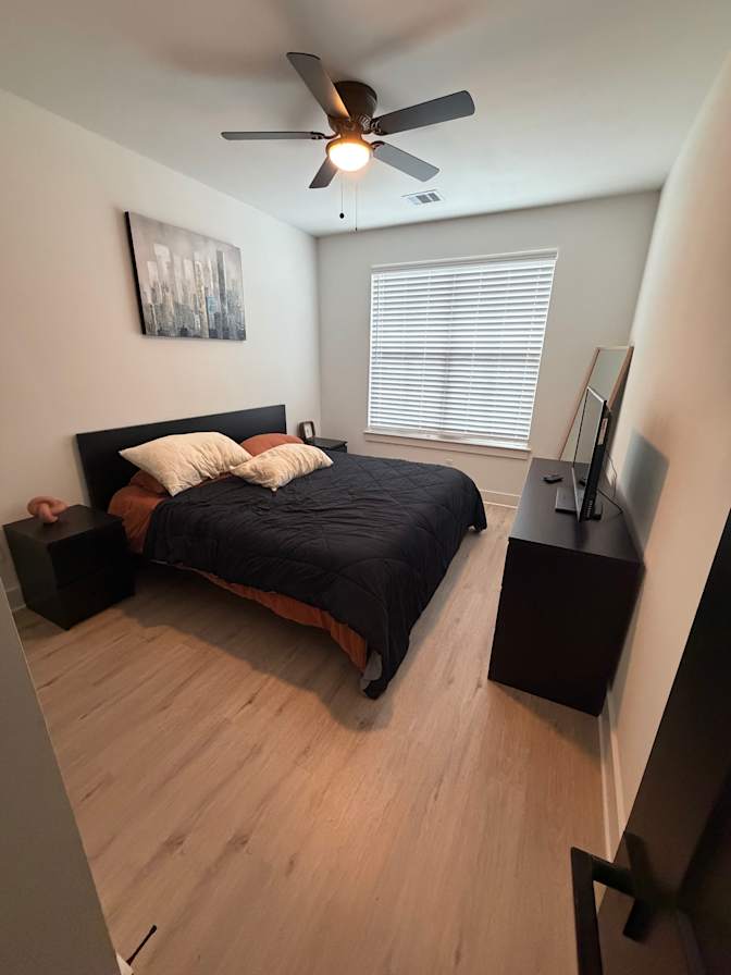 Cameron Hoke's room