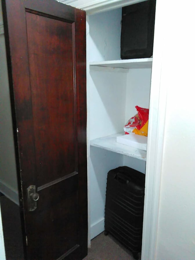 Zed's room