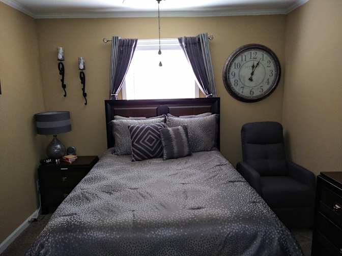 Dayna's room