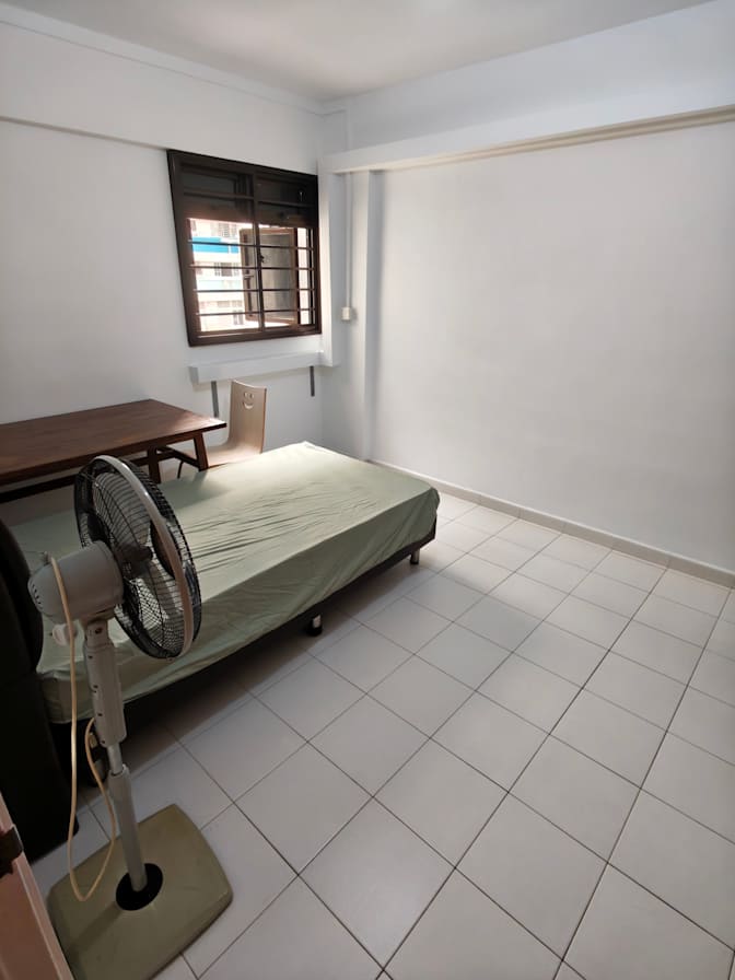 simon's room