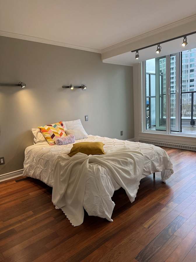 Van House's room