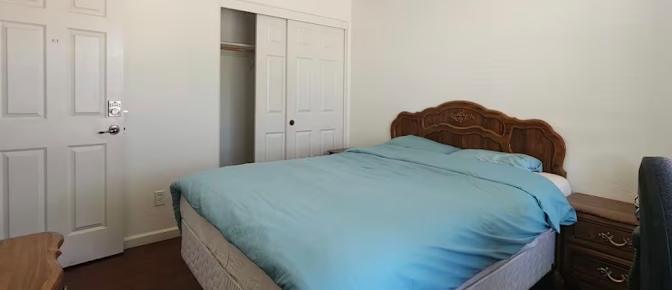 Vivian's room