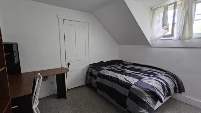 Kitty C's room