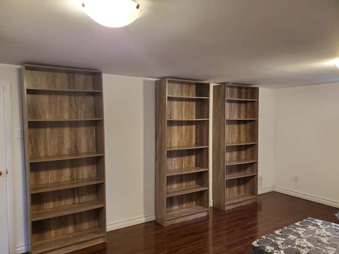 Tolobi Rental's room